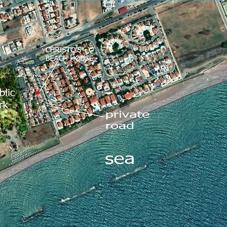 Christos Beach House ลาร์นาคา ภายนอก รูปภาพ