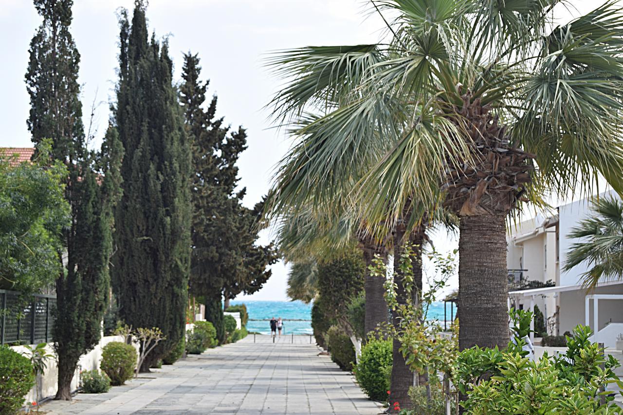 Christos Beach House ลาร์นาคา ภายนอก รูปภาพ