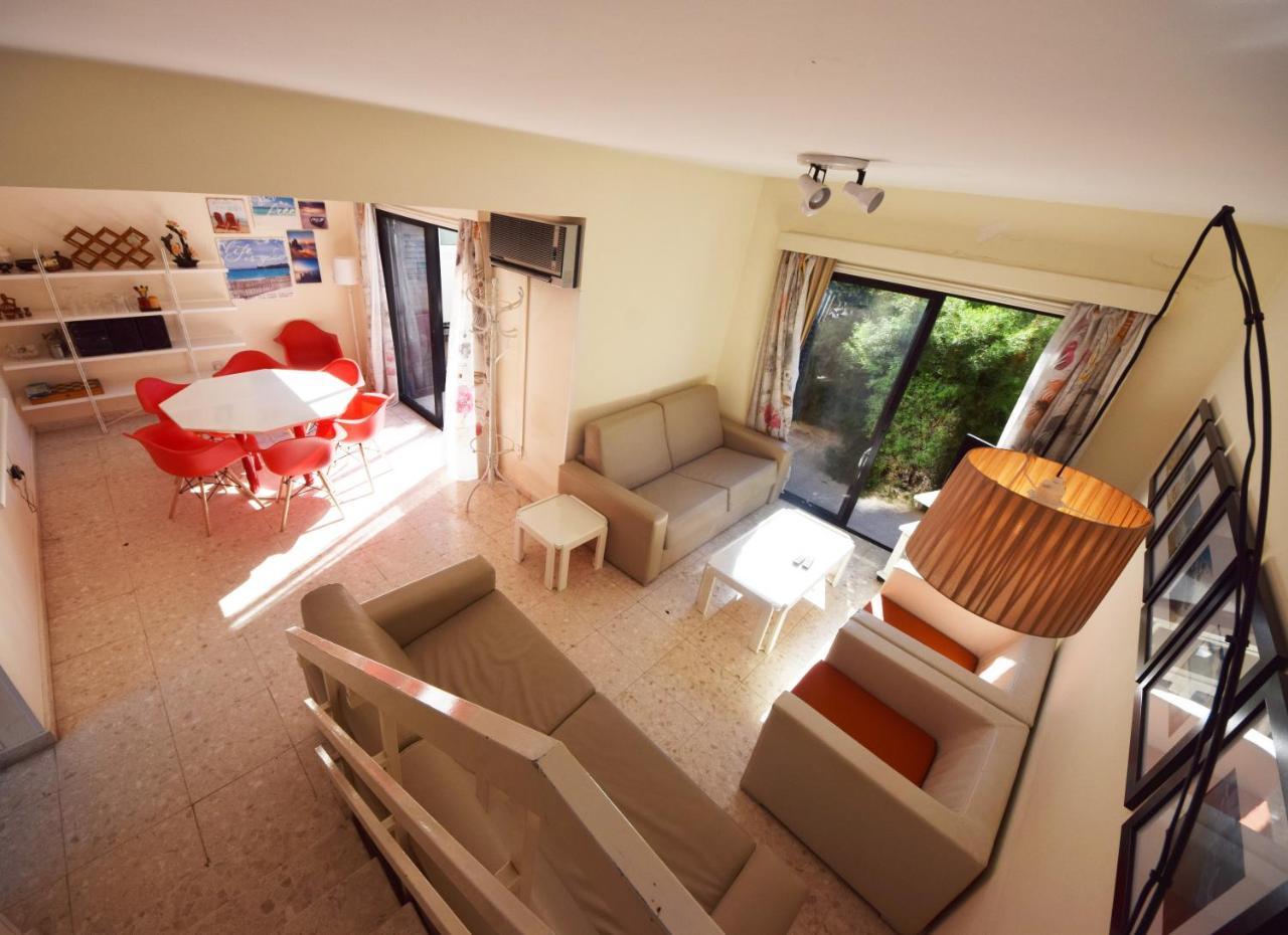 Christos Beach House ลาร์นาคา ภายนอก รูปภาพ