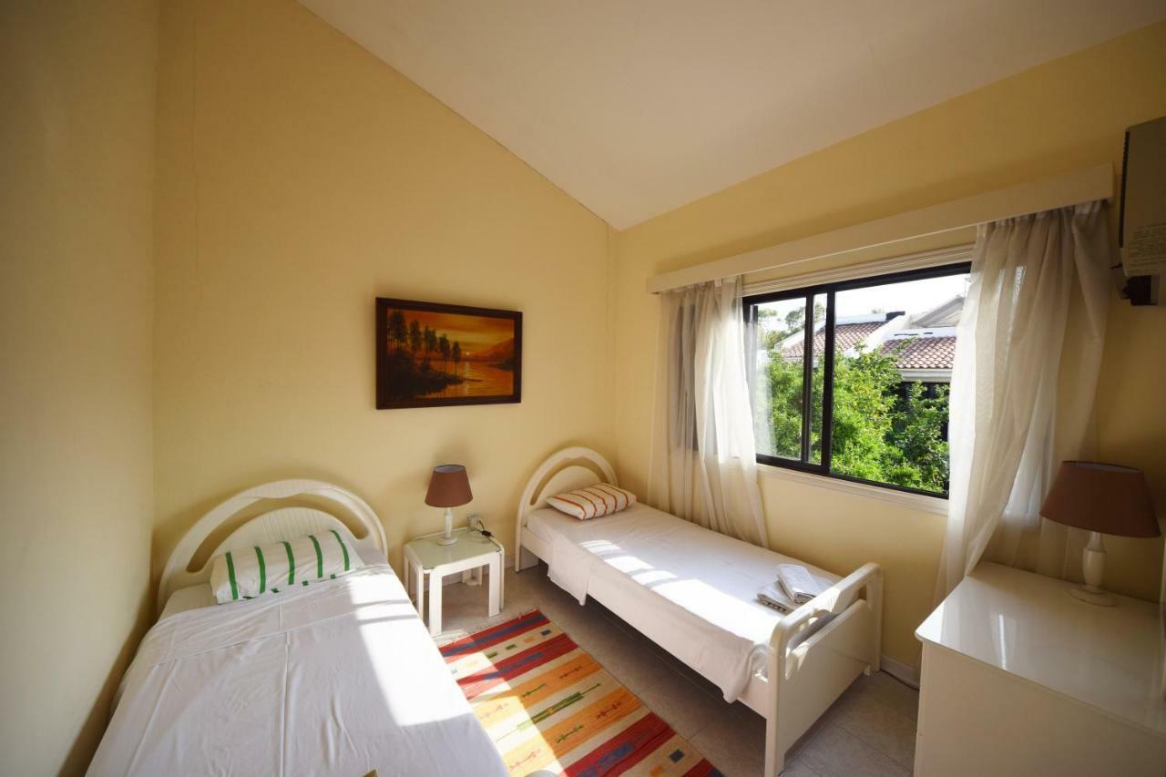 Christos Beach House ลาร์นาคา ภายนอก รูปภาพ